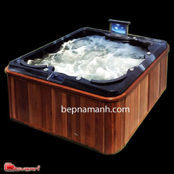 Bồn tắm massage Govern Spa 007